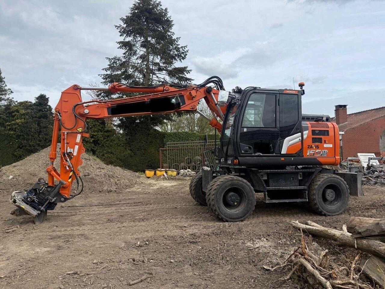 2023 Hitachi Zaxis 155W-7 wheel excavator, side view 2023 Hitachi Zaxis 155W-7 wheel excavator, side view