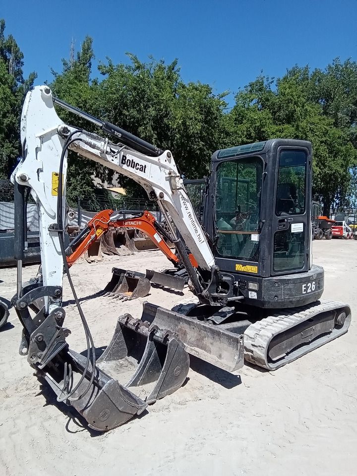 2017 Bobcat E26 crawler excavator, side view 2017 Bobcat E26 crawler excavator, side view