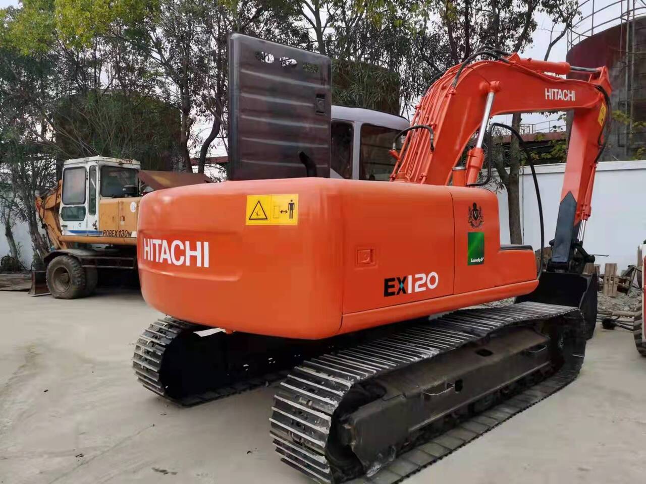 Hitachi EX120-5 crawler excavator, rear three-quarter view