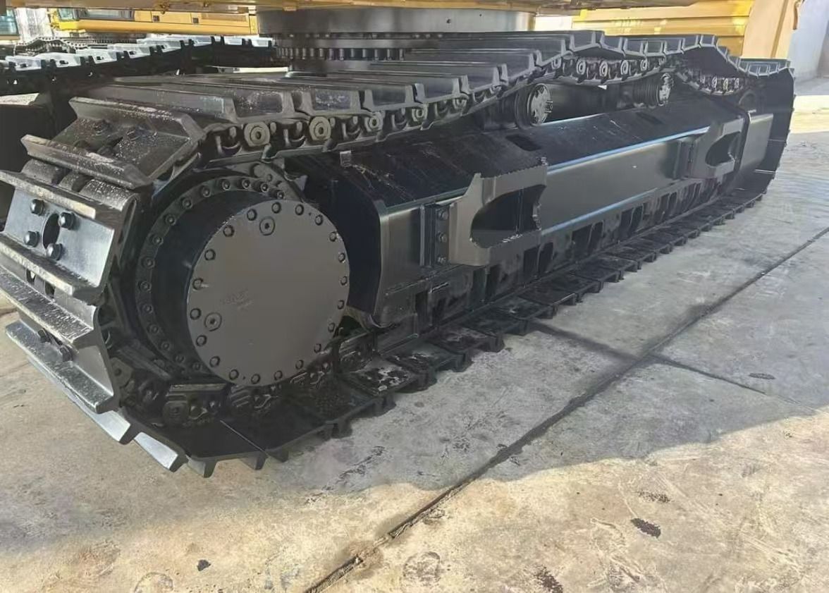 2022 Caterpillar 349 crawler excavator track assembly view 2022 Caterpillar 349 crawler excavator track assembly view