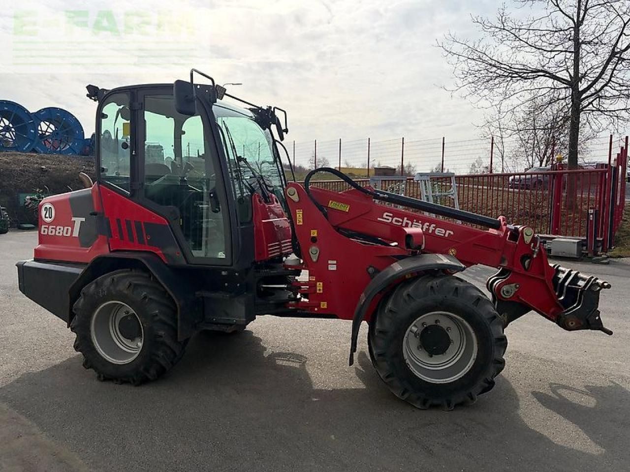 2019 Schäffer 6680 T-2 telescopic wheel loader, side view 2019 Schäffer 6680 T-2 telescopic wheel loader, side view