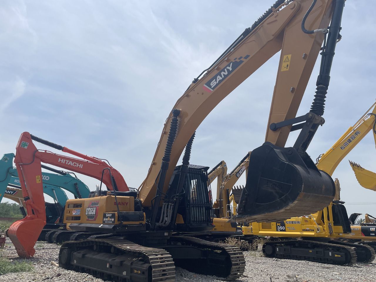 2023 Sany SY365H crawler excavator, front three-quarter view