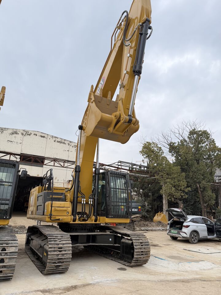2025 Caterpillar 336GC crawler excavator, front three-quarter view