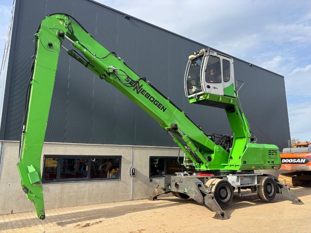 2012 Sennebogen 825 material handler side view 2012 Sennebogen 825 material handler side view