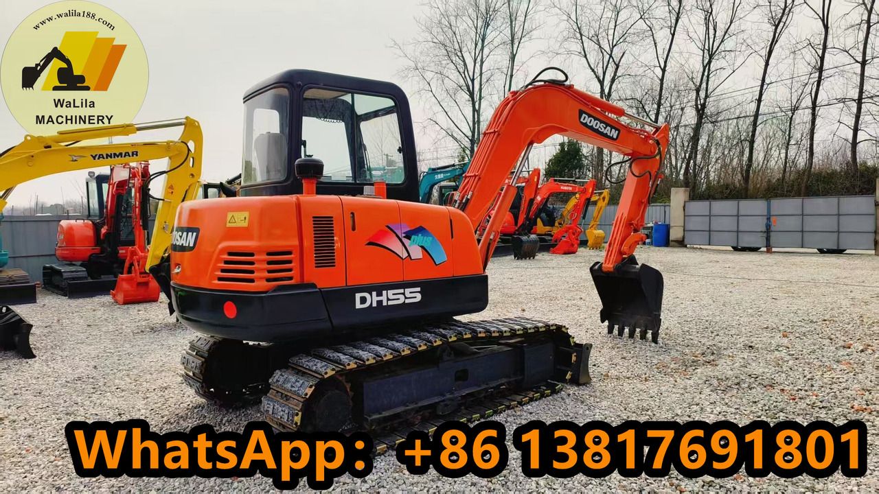2021 Doosan DH55 mini excavator, rear three-quarter view 2021 Doosan DH55 mini excavator, rear three-quarter view