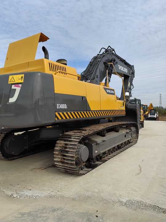 2023 Volvo EC480DL crawler excavator, rear three-quarter view 2023 Volvo EC480DL crawler excavator, rear three-quarter view