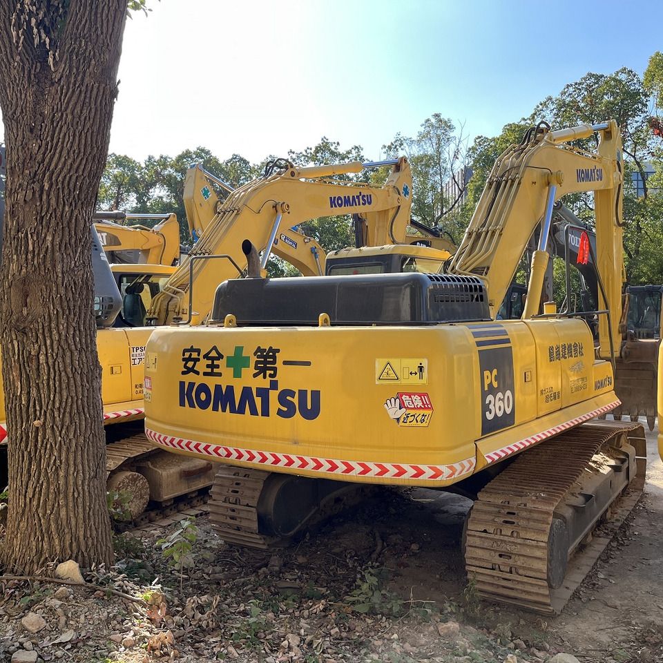 Komatsu PC360-7 crawler excavator, rear view Komatsu PC360-7 crawler excavator, rear view