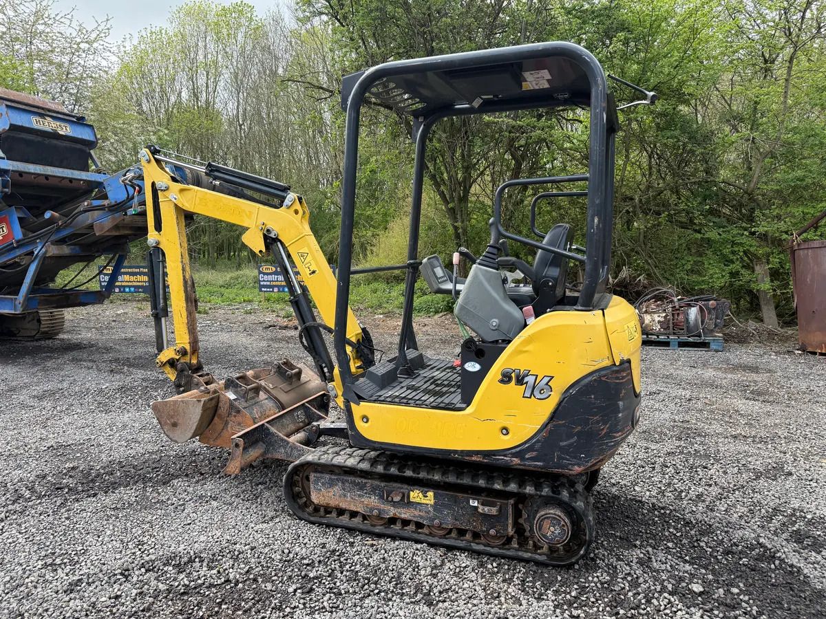 2019 Yanmar SV16 mini excavator, side view 2019 Yanmar SV16 mini excavator, side view