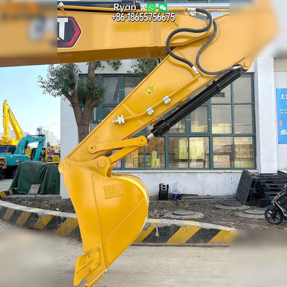 2022 Caterpillar 320GX crawler excavator boom and bucket detail 2022 Caterpillar 320GX crawler excavator boom and bucket detail