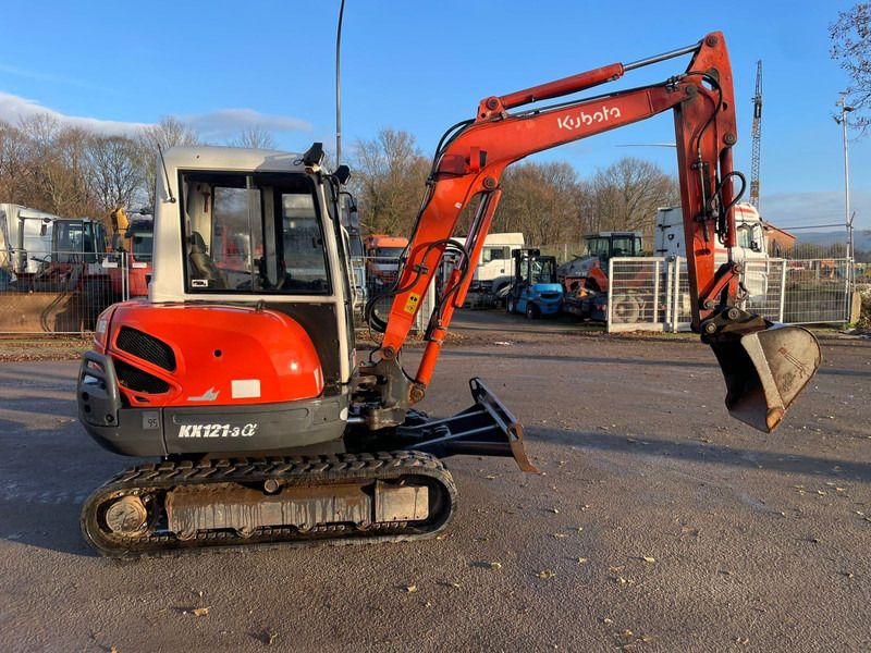 2010 Kubota KX121-3 mini excavator side view