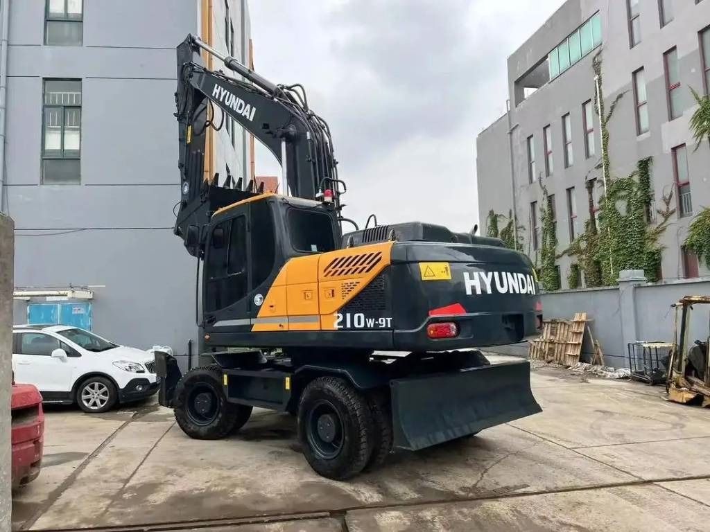 2023 Hyundai R210W-9T wheel excavator, rear three-quarter view
