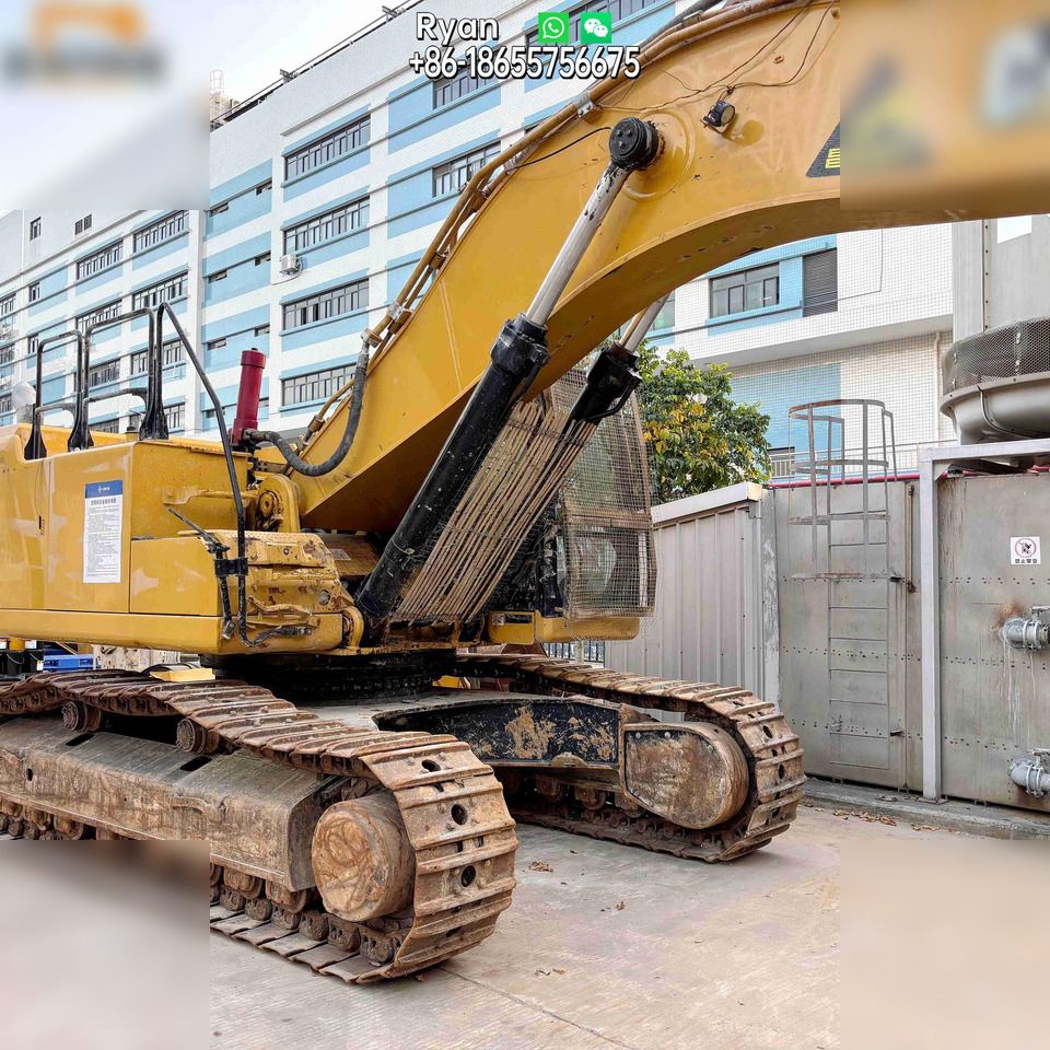 2021 Caterpillar 350 crawler excavator, side view 2021 Caterpillar 350 crawler excavator, side view