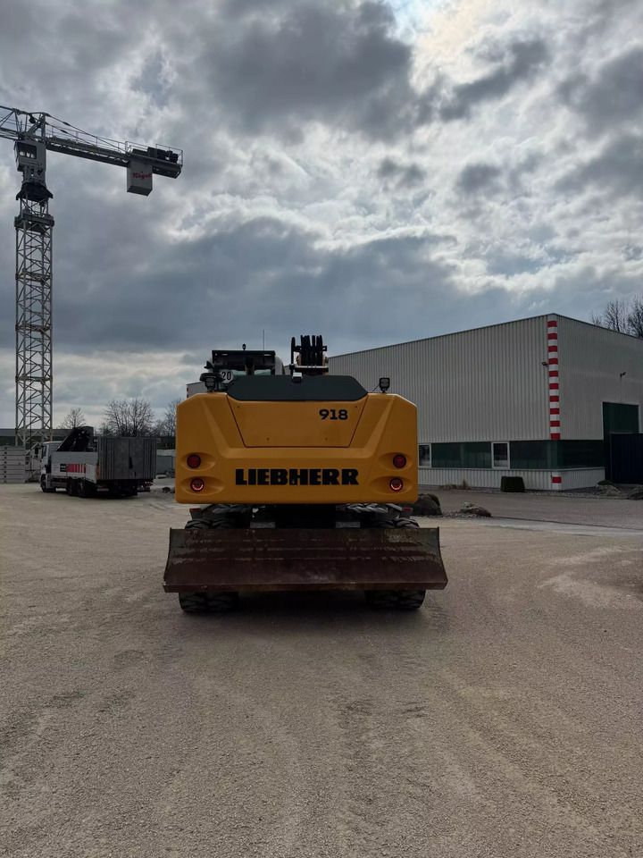 2022 Liebherr A918 wheel excavator rear view