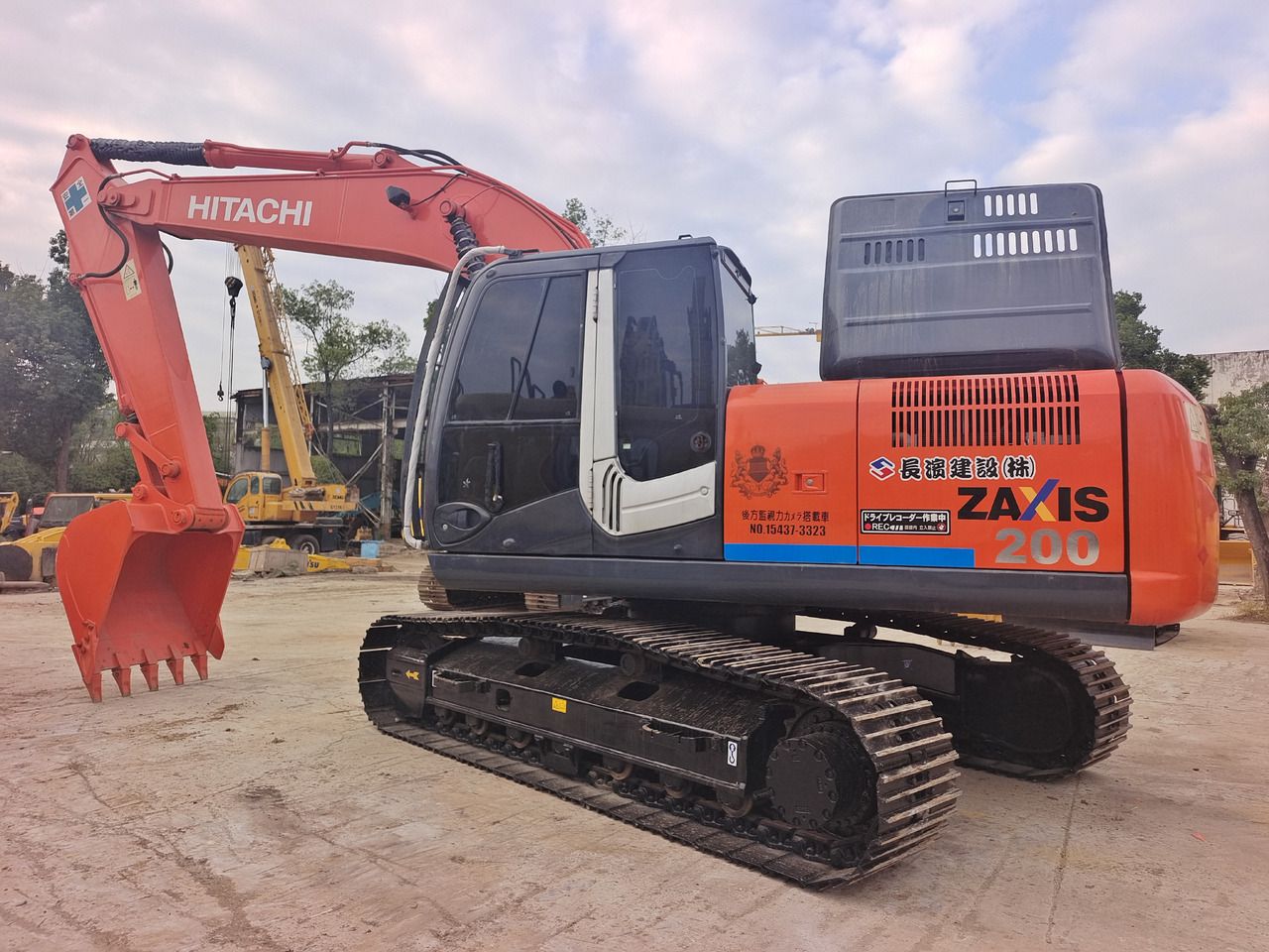 2024 Hitachi Zaxis 200 crawler excavator, side view 2024 Hitachi Zaxis 200 crawler excavator, side view