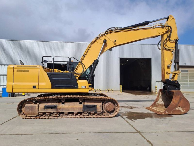 2020 Caterpillar 336 crawler excavator side view 2020 Caterpillar 336 crawler excavator side view