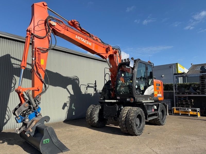 2017 Hitachi ZX145W-6 wheel excavator, front three-quarter view 2017 Hitachi ZX145W-6 wheel excavator, front three-quarter view