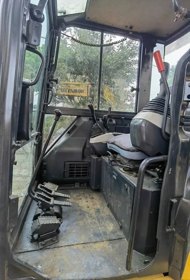 2023 Komatsu PC35 mini excavator interior view 2023 Komatsu PC35 mini excavator interior view