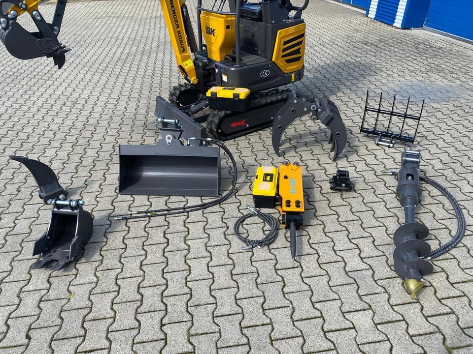 Berger Kraus BK1250JSR mini excavator with accessory package