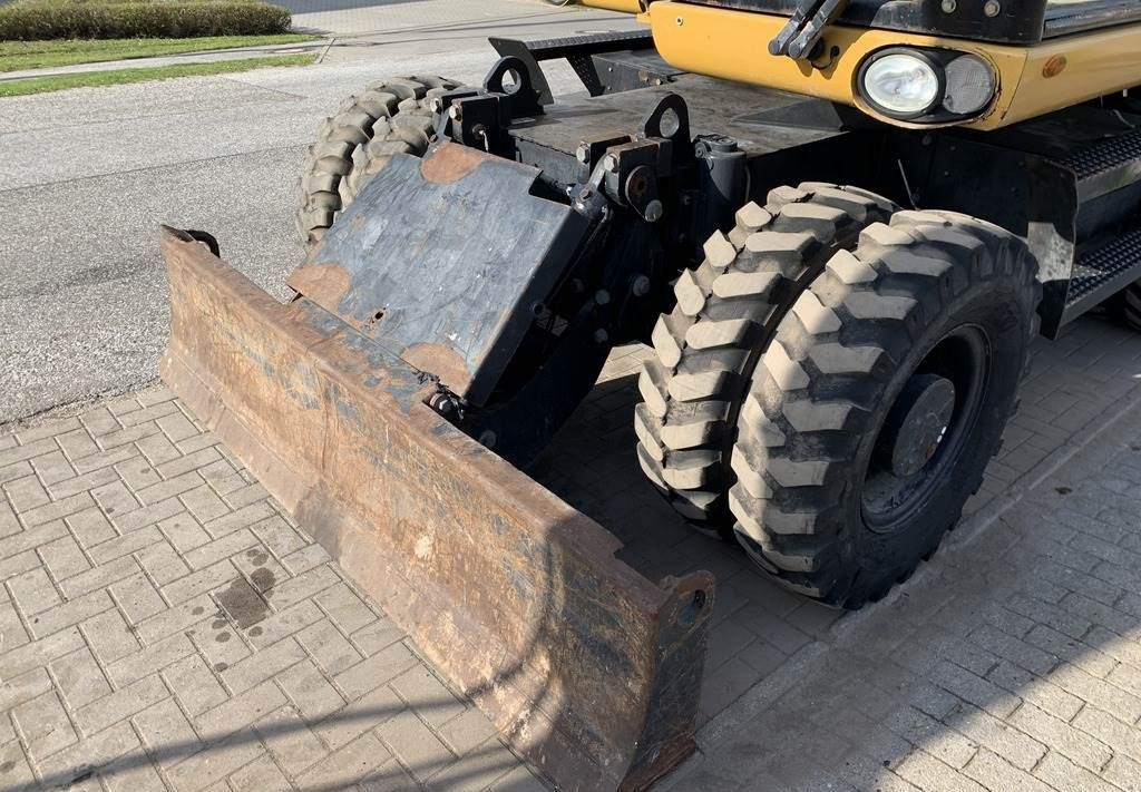 2008 Caterpillar M318D wheel excavator dozer blade view 2008 Caterpillar M318D wheel excavator dozer blade view