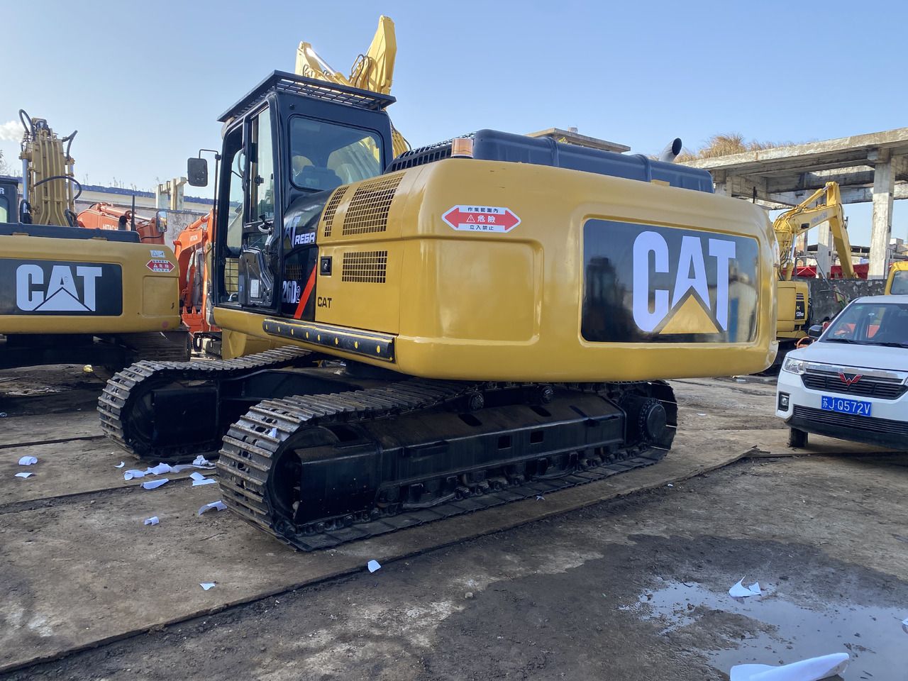 2017 Caterpillar 326D crawler excavator, rear three-quarter view 2017 Caterpillar 326D crawler excavator, rear three-quarter view