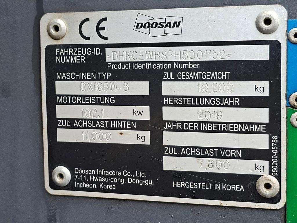 2018 Doosan DX165W-5 wheel excavator identification plate