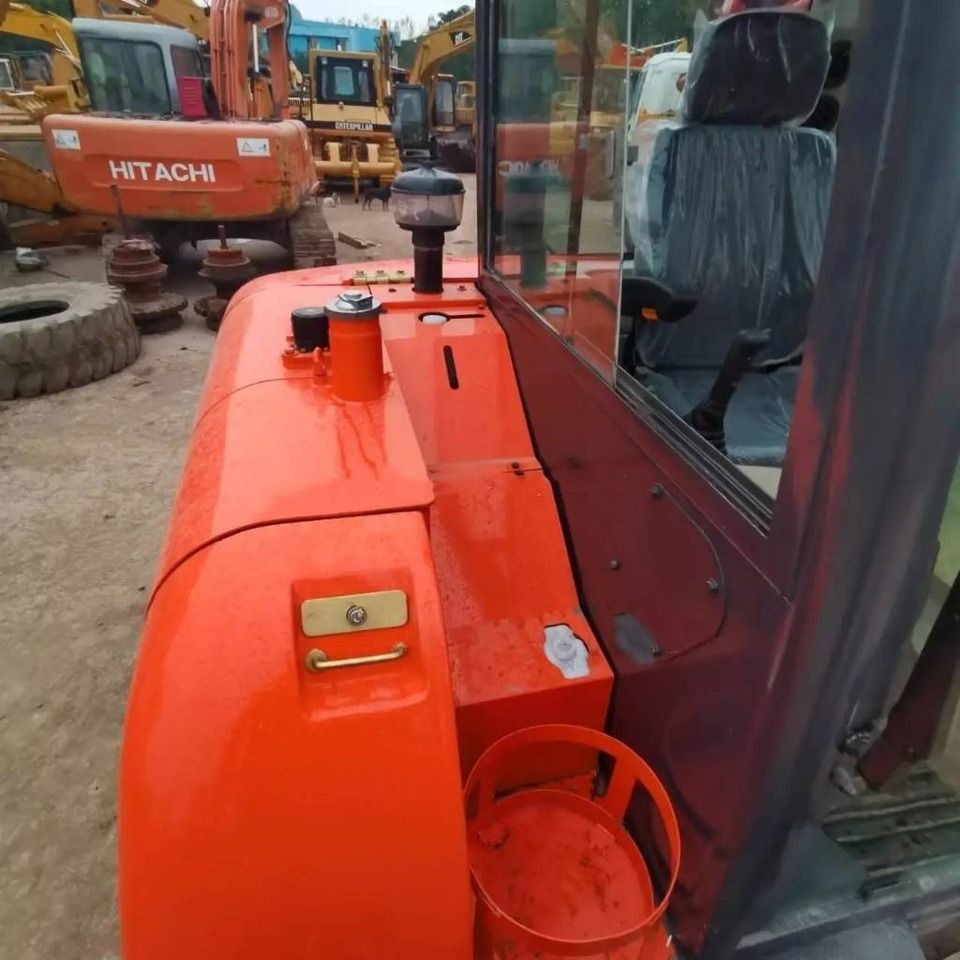 2023 Doosan DH60-7 mini excavator cab exterior view 2023 Doosan DH60-7 mini excavator cab exterior view