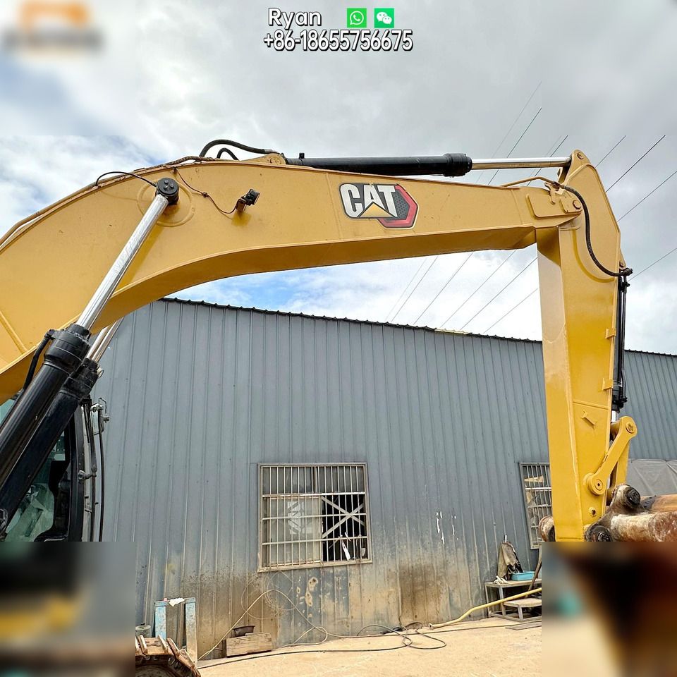 2023 Caterpillar 320 crawler excavator boom detail