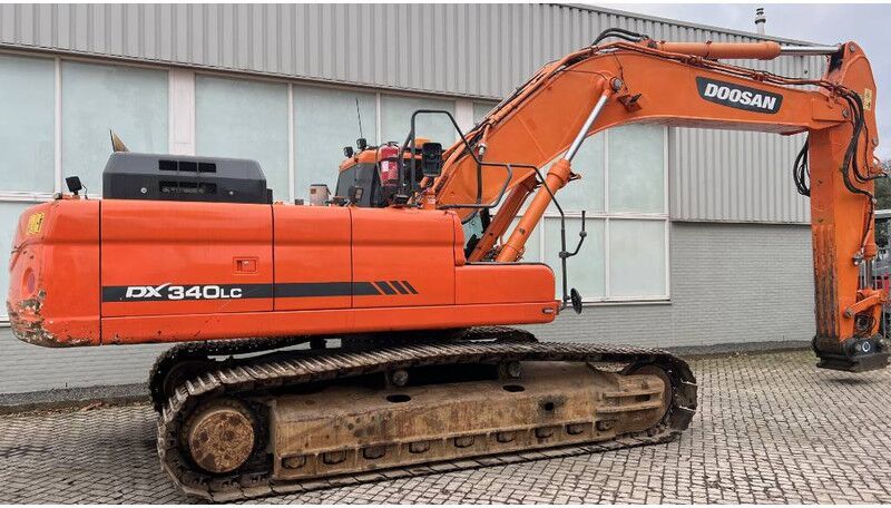 2014 Doosan DX340LC crawler excavator, side view 2014 Doosan DX340LC crawler excavator, side view