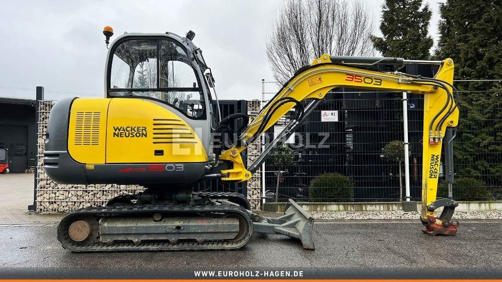 2017 Wacker Neuson 3503 RD VDS mini excavator, side view 2017 Wacker Neuson 3503 RD VDS mini excavator, side view