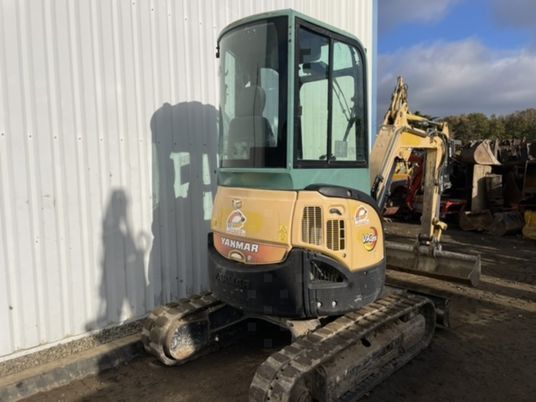 2015 Yanmar VIO25-4 mini excavator, rear three-quarter view