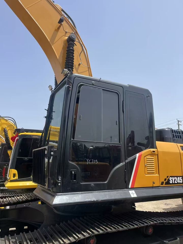 2022 Sany SY245H crawler excavator cab and boom view 2022 Sany SY245H crawler excavator cab and boom view