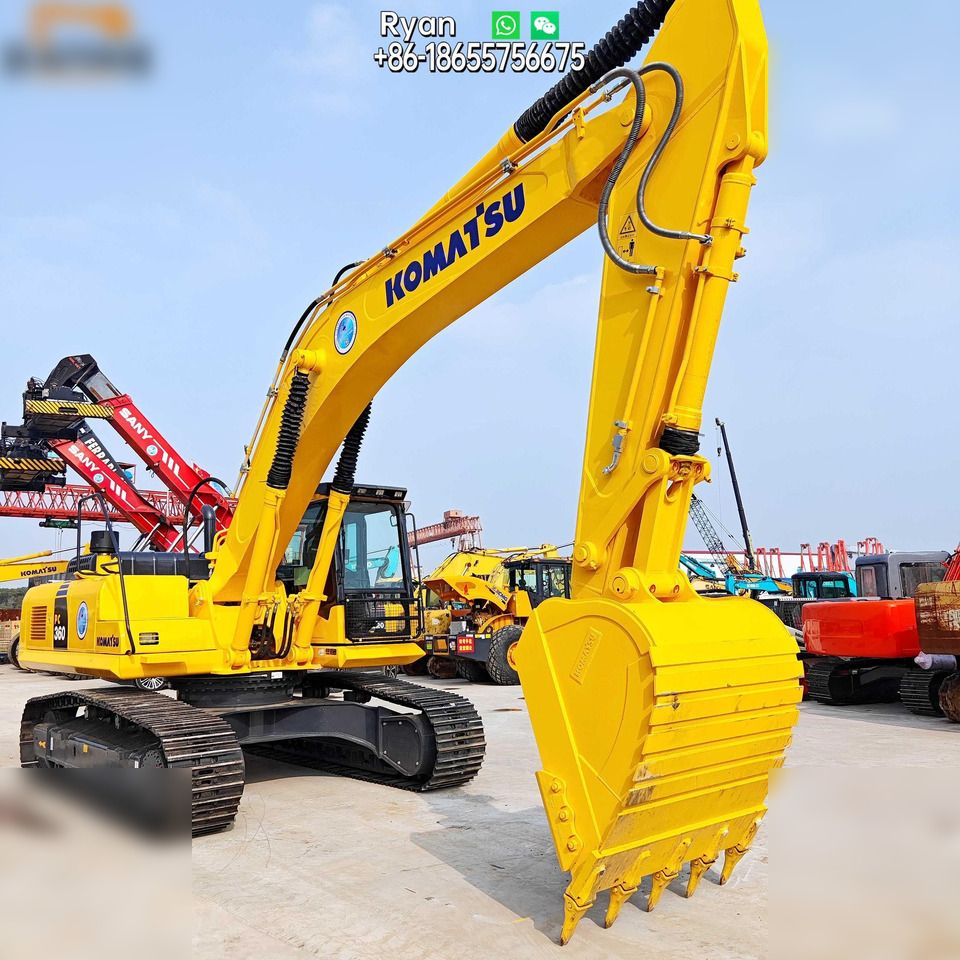 2014 Komatsu PC360-7 crawler excavator, front three-quarter view 2014 Komatsu PC360-7 crawler excavator, front three-quarter view