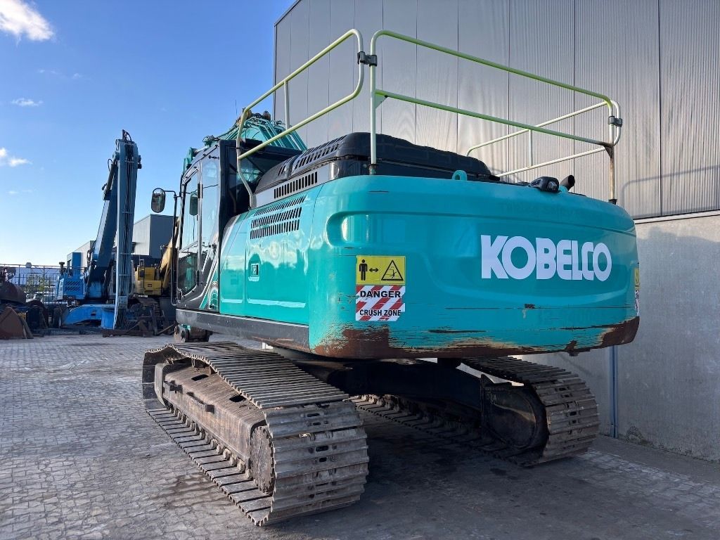 2020 Kobelco SK300LC-10 crawler excavator rear view
