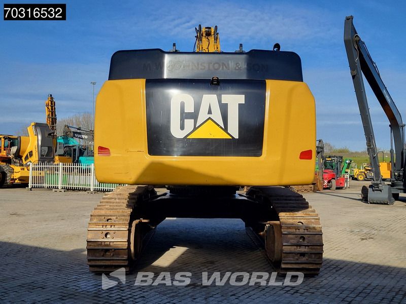 2017 Caterpillar 352F crawler excavator, rear view 2017 Caterpillar 352F crawler excavator, rear view
