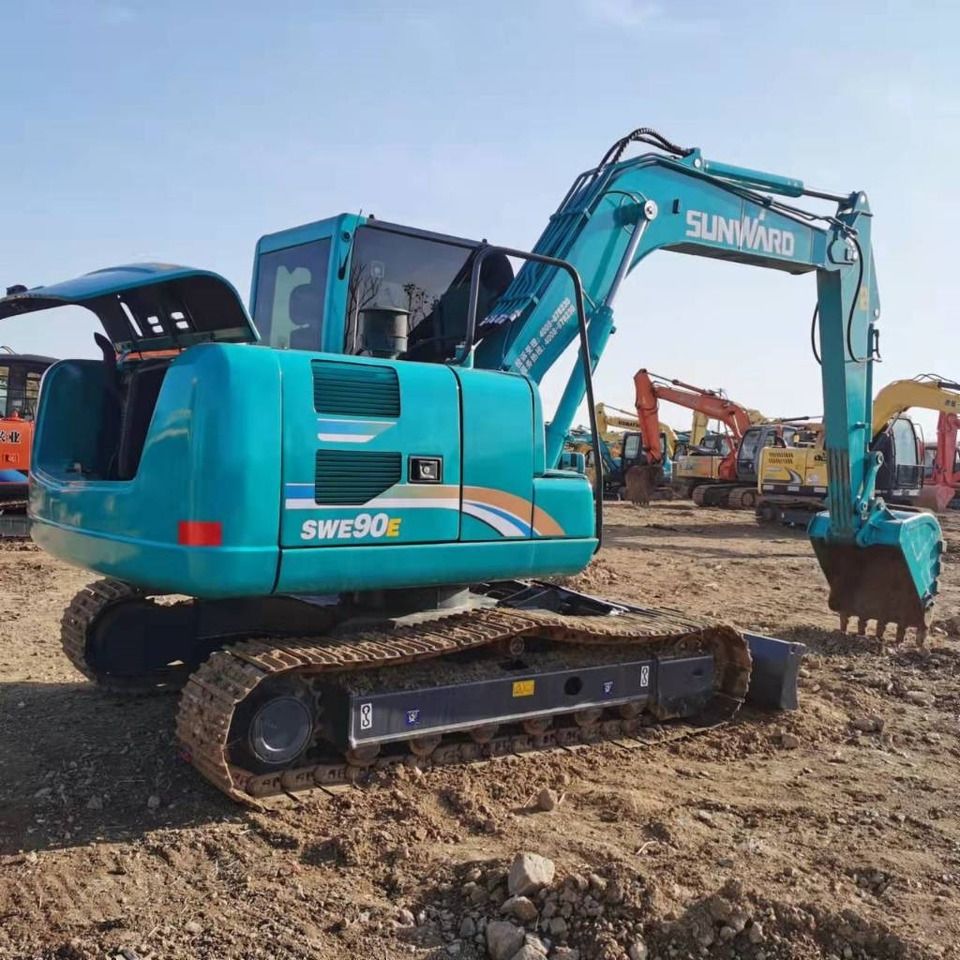 2024 Sunward SWE90E mini excavator, rear three-quarter view 2024 Sunward SWE90E mini excavator, rear three-quarter view