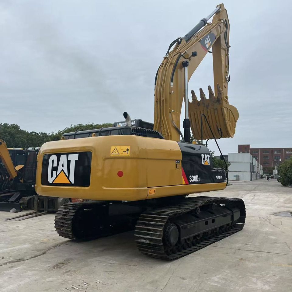 2022 Caterpillar 330D2L crawler excavator rear view
