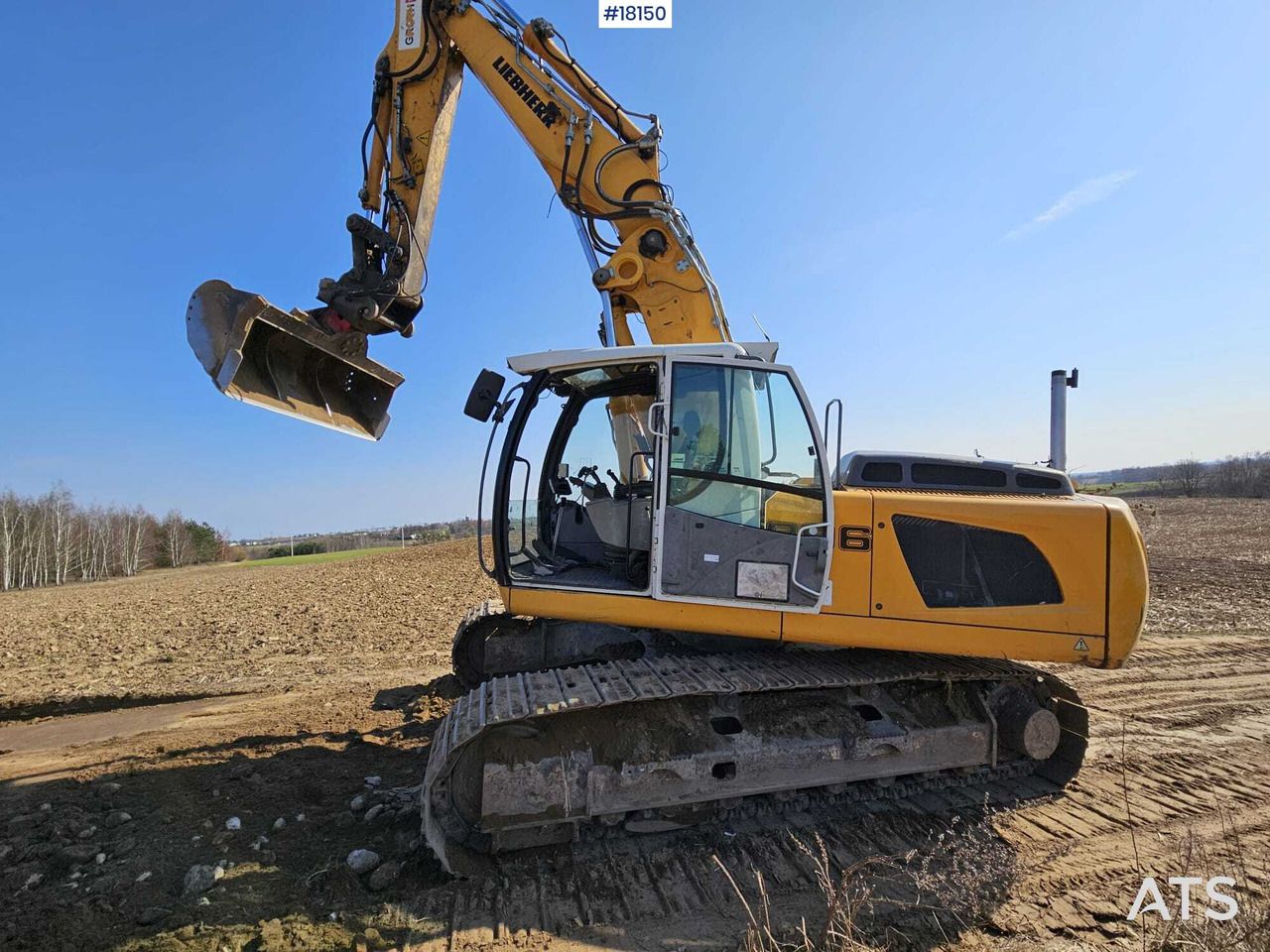 2012 Liebherr R906LC LITRONIC crawler excavator side view