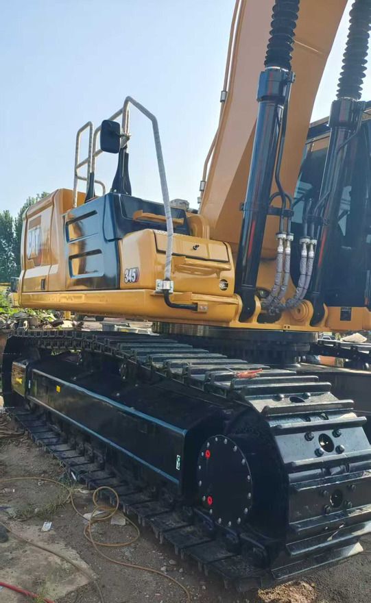 2022 Caterpillar 345GC crawler excavator side view