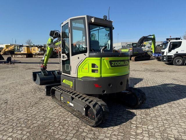 2025 Zoomlion ZE55GU mini excavator, rear three-quarter view 2025 Zoomlion ZE55GU mini excavator, rear three-quarter view