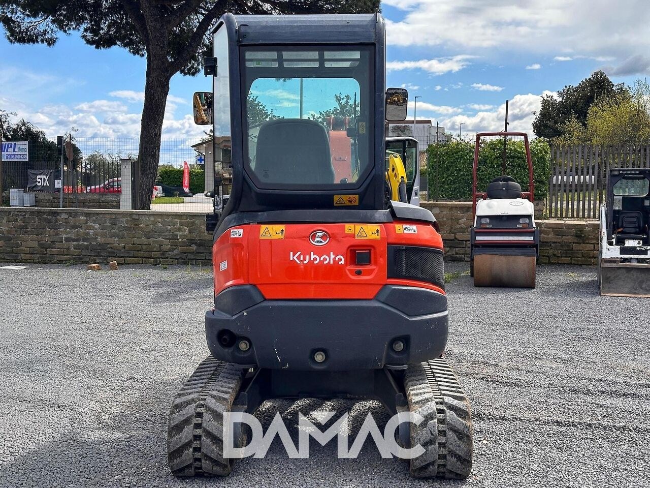 2017 Kubota U27-4 mini excavator, rear view 2017 Kubota U27-4 mini excavator, rear view