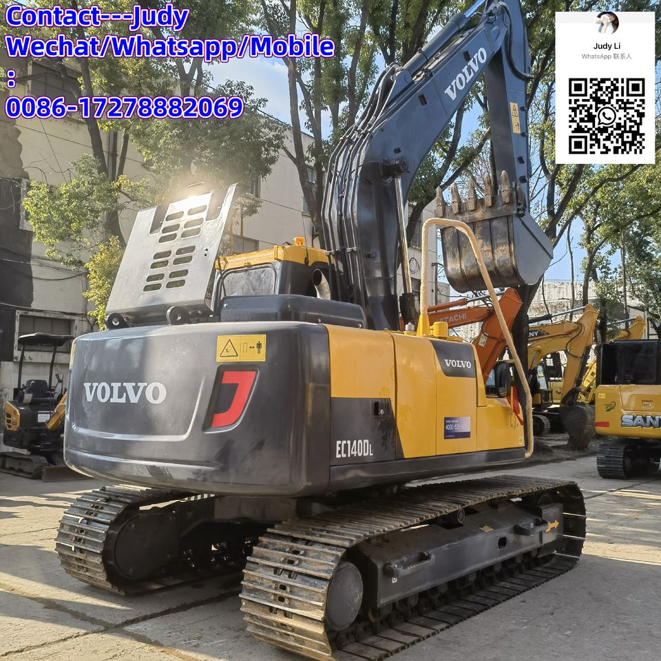 2020 Volvo EC140DL crawler excavator, rear three-quarter view