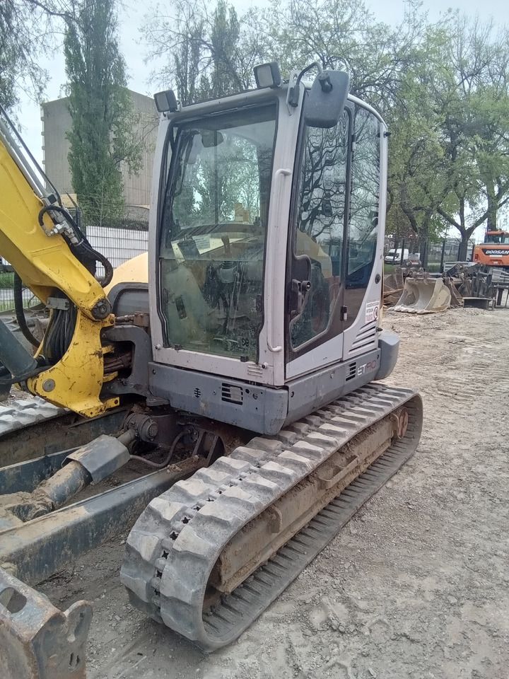 2017 Wacker Neuson ET90 crawler excavator cab and track view 2017 Wacker Neuson ET90 crawler excavator cab and track view