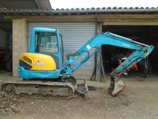2009 Kubota U50-3 mini excavator, side view 2009 Kubota U50-3 mini excavator, side view