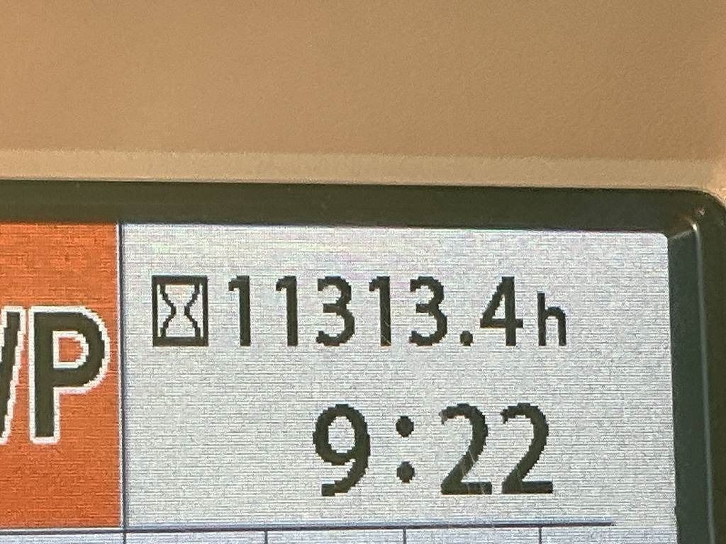 2018 Hitachi ZX250LC-6 crawler excavator hour meter display