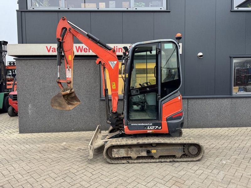 2016 Kubota U27-4 mini excavator, side view 2016 Kubota U27-4 mini excavator, side view