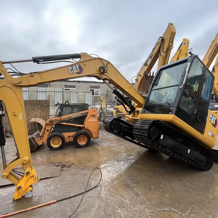 2016 Caterpillar 306E2 crawler excavator side view 2016 Caterpillar 306E2 crawler excavator side view
