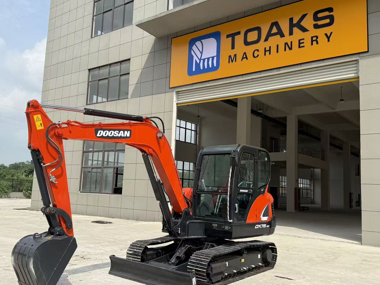 2024 Doosan DX75-9C mini excavator, side profile view 2024 Doosan DX75-9C mini excavator, side profile view