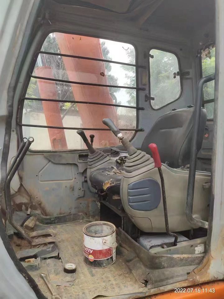 2017 Hitachi EX60-5 mini excavator interior view 2017 Hitachi EX60-5 mini excavator interior view