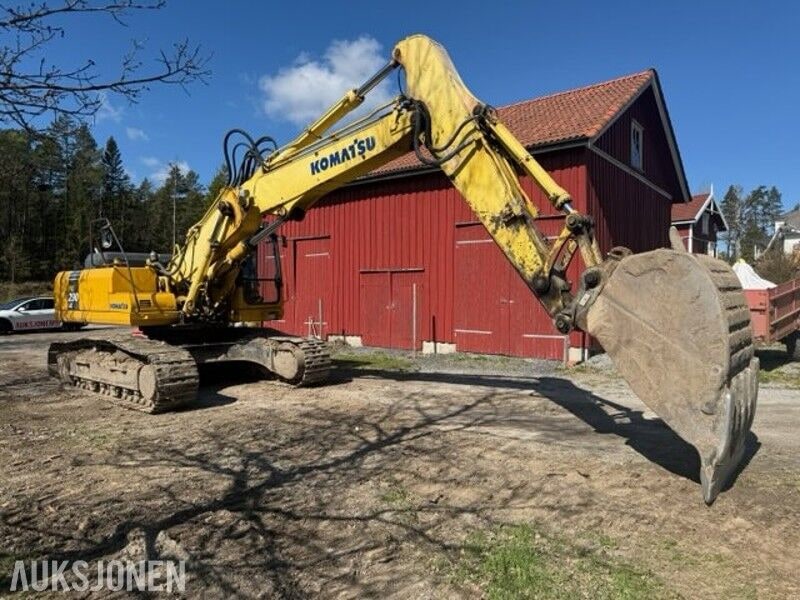 2003 Komatsu PC290LC-7K crawler excavator, side view