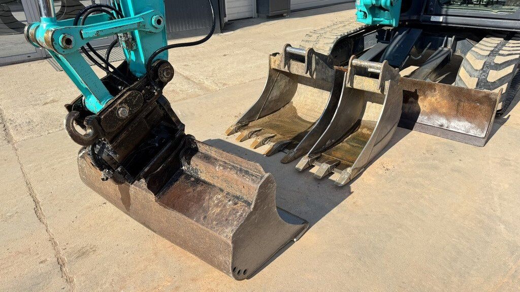 2020 Kobelco SK85MSR-7 mini excavator attachment view